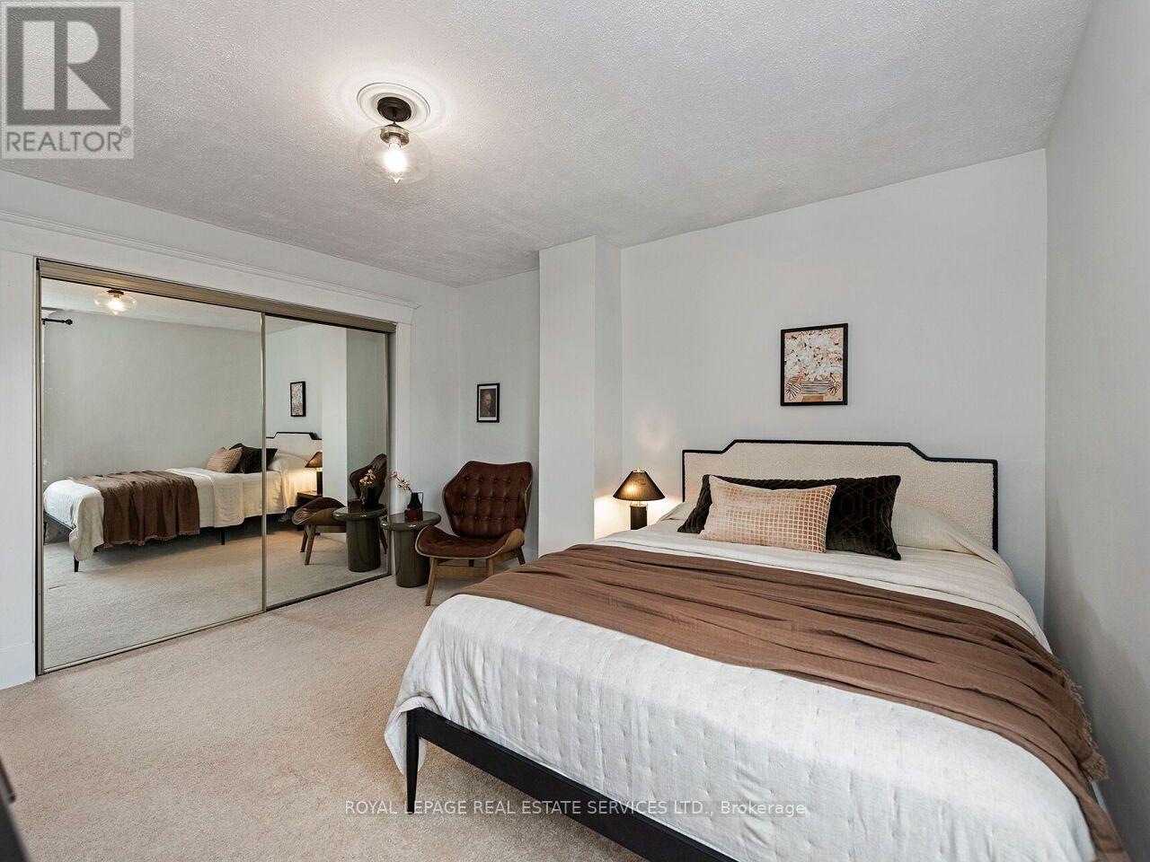 62 NEWMARKET AVENUE - 23
