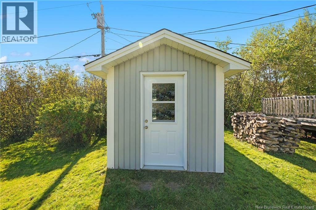 3 Wallace Way - 42