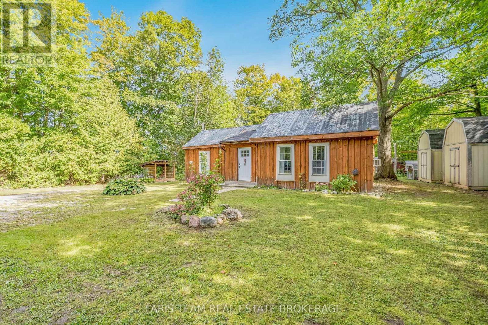 10551 Highway 12, Oro-Medonte, Ontario, L0K1E0, Oro-Medonte, Ontario — photo 4 of 5
