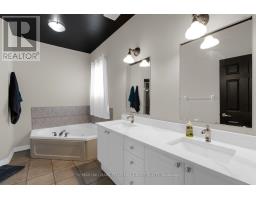 Bedroom 2 - 184 Golden Meadow Road, Barrie, ON L4N9R6 Photo 6