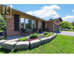1959 Snow Valley Road, Springwater, ON L0L1Y3 Photo 7