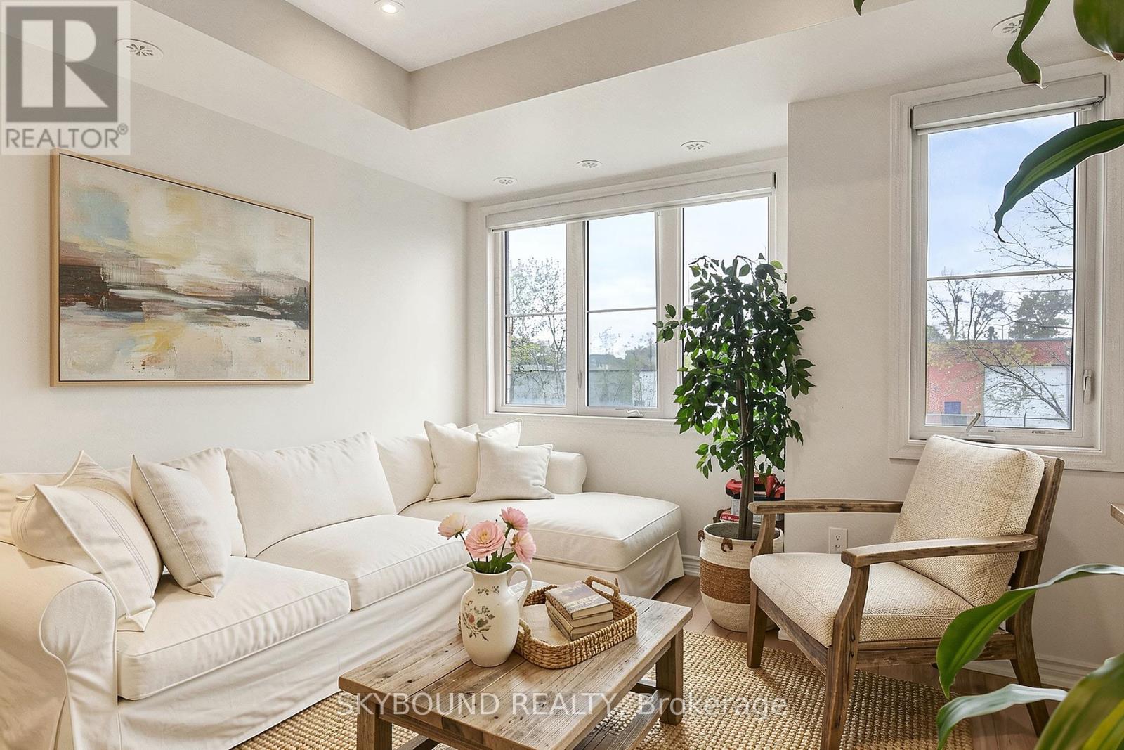 Photo of 380 HOPEWELL AVENUE
