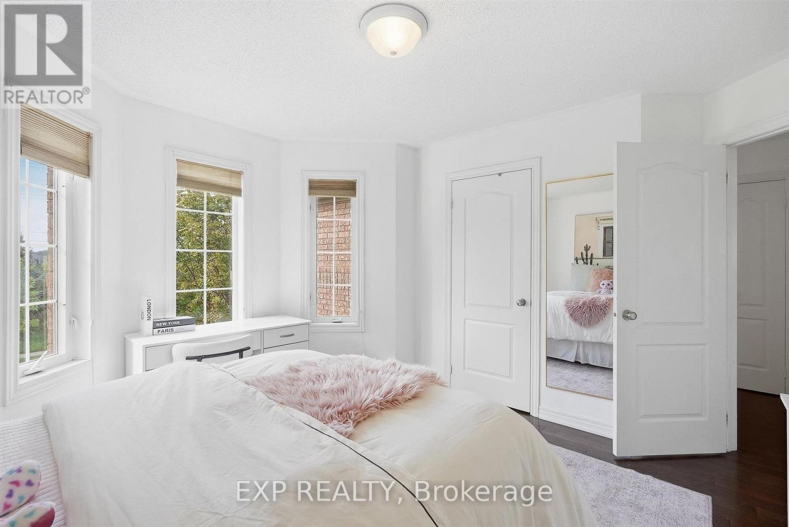 1046 AGRAM DRIVE - 37
