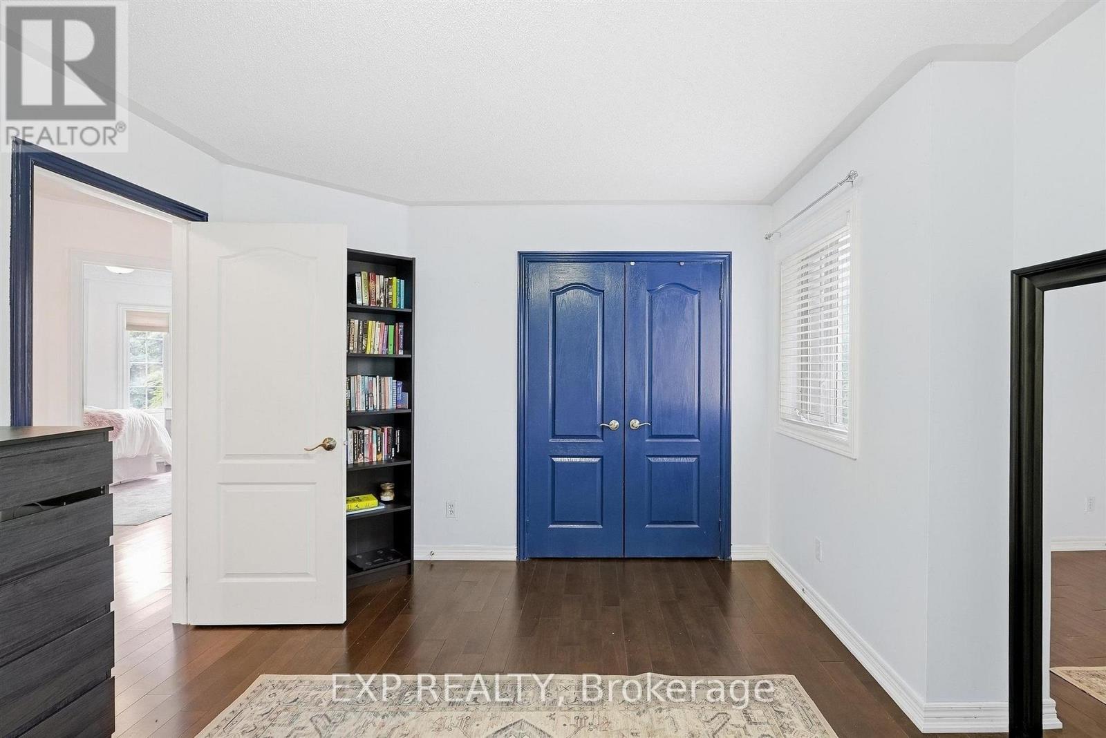 1046 AGRAM DRIVE - 39