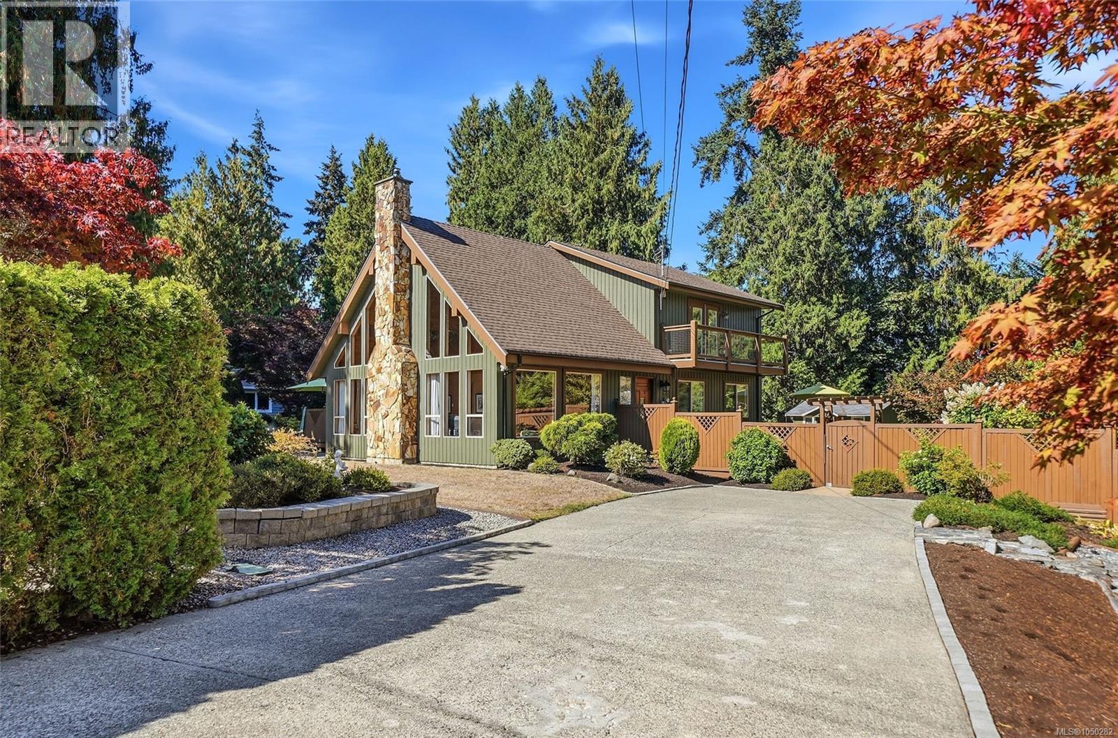 1843 Amelia Cres