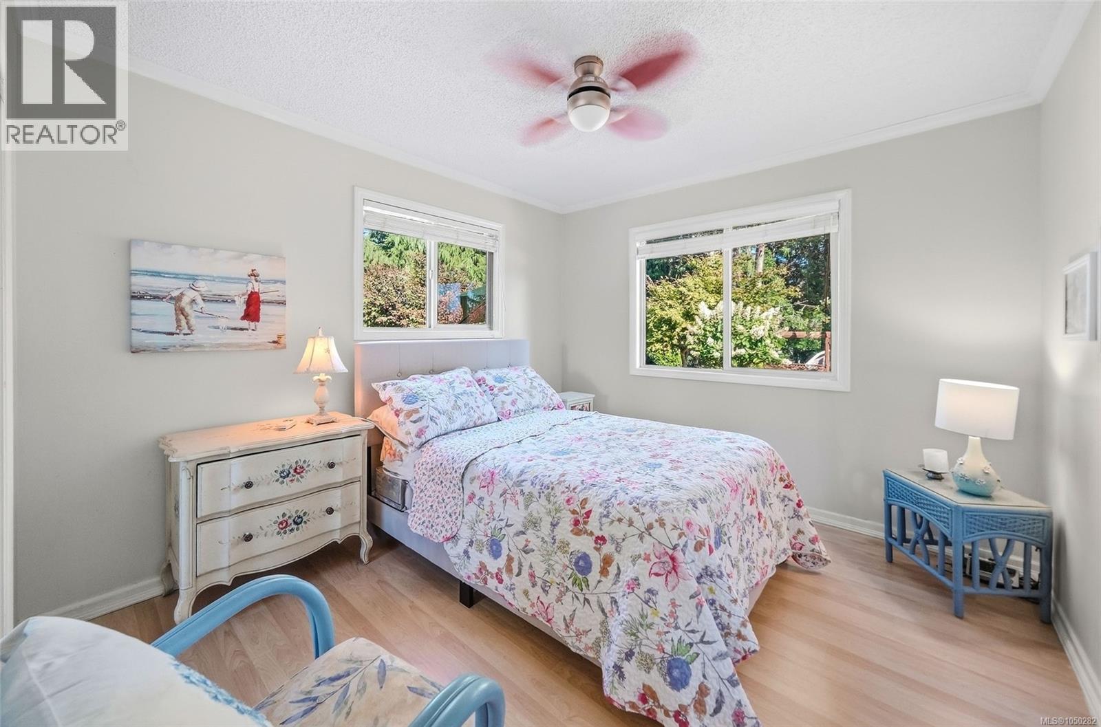 1843 Amelia Cres - Image 17
