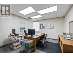 2556 Central Unit# 2b, Windsor, ON N8W4J5 Photo 6