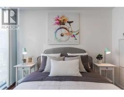703 - 12 York Street, Toronto, ON M5J0A9 Photo 10