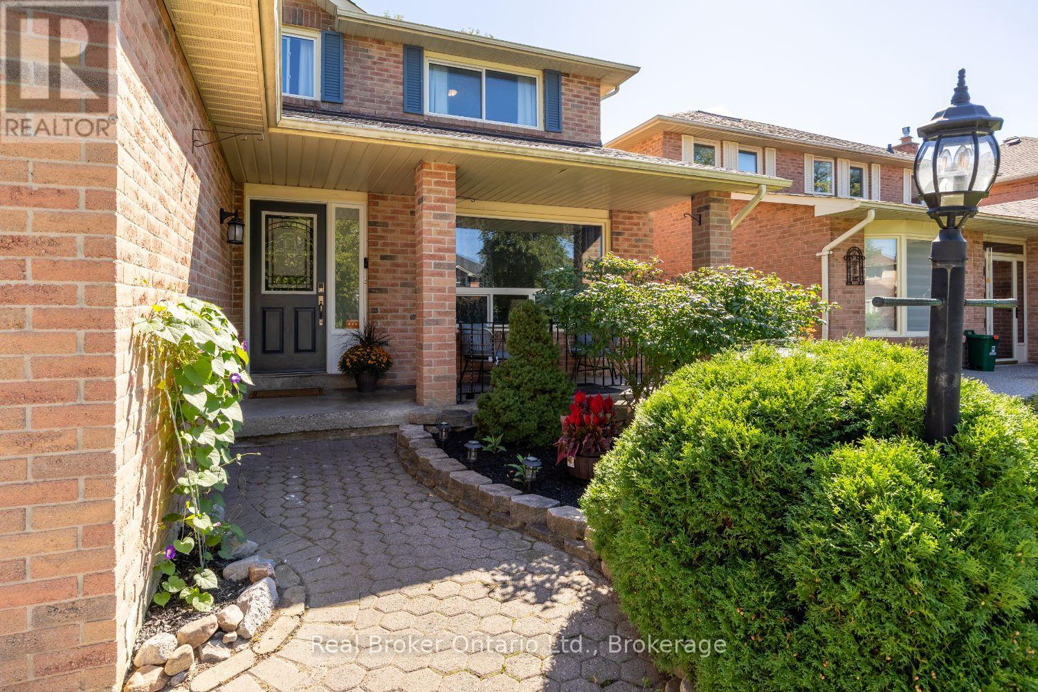 630 COGNAC CRESCENT - 4