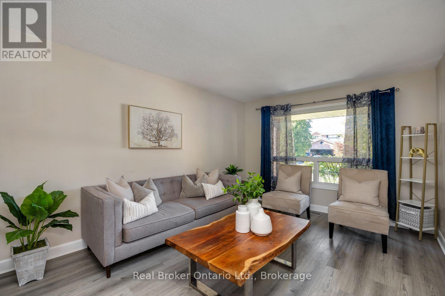630 COGNAC CRESCENT - 8
