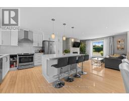 3073 Old Montreal Road, Ottawa, ON K4C1A9 Photo 13