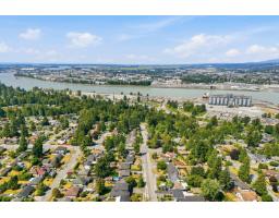 11333 96 Avenue, Surrey, BC V3V1V7 Photo 32