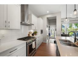 16555 25 Avenue, Surrey, BC V3Z0S2 Photo 12