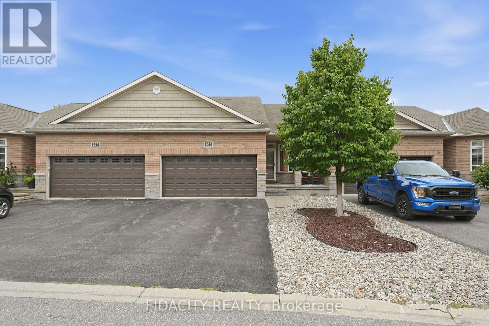 925 BURWASH LANDING - 2