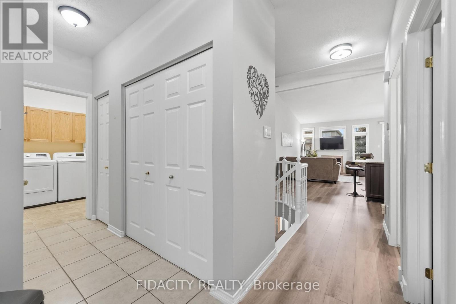 925 BURWASH LANDING - 4