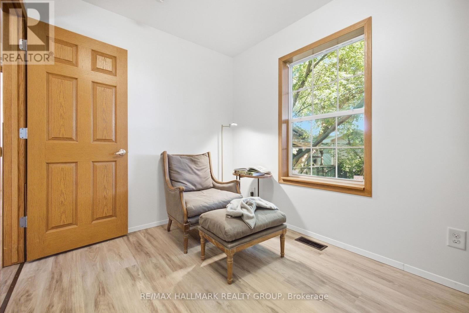 14 PACIFIC AVENUE - 16