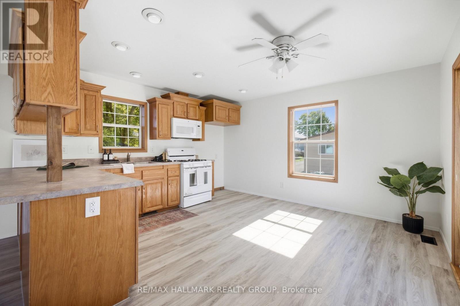14 PACIFIC AVENUE - 5