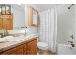 14 Pacific Avenue, Ottawa, ON K2H7P9 Photo 17