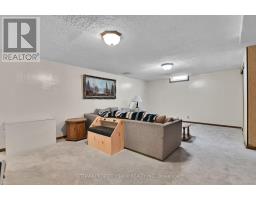 6268 Steamer Lane, Ottawa, ON K1C1C9 Photo 23