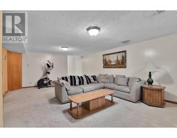 6268 Steamer Lane, Ottawa, ON K1C1C9 Photo 24