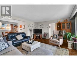 Living room - 6268 Steamer Lane, Ottawa, ON K1C1C9 Photo 8