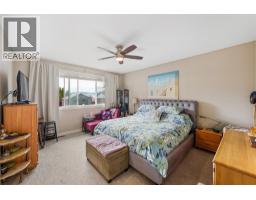 220 Brandon Avenue, Penticton, BC V2A3S6 Photo 42