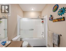 220 Brandon Avenue, Penticton, BC V2A3S6 Photo 47