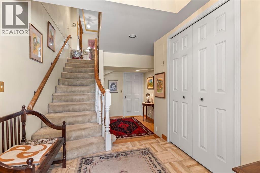 253, 4037 42 Street NW - photo 3