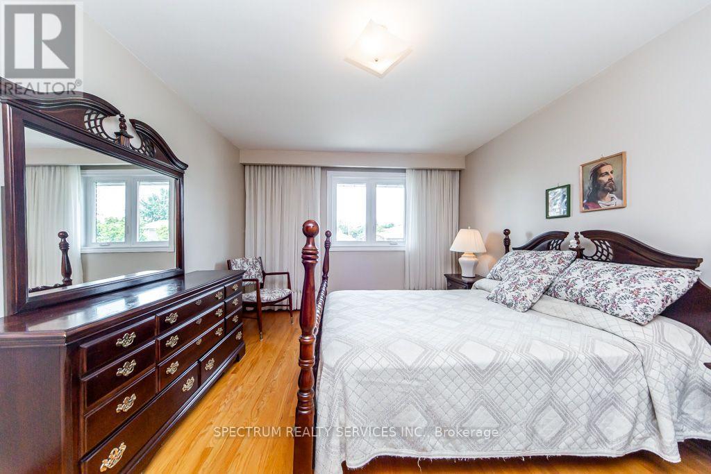 16 BURIN COURT - 28