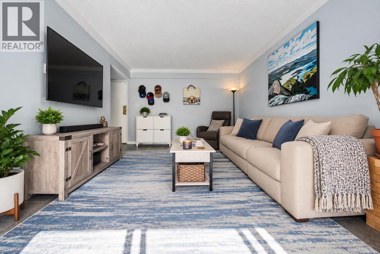 803 1270 ROBSON STREET