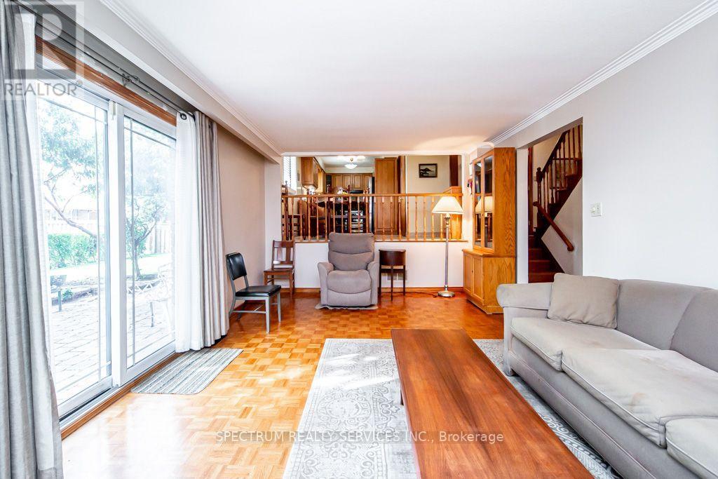 16 BURIN COURT - 18