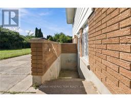 8 Empress Court, St  Catharines, ON L2N3G8 Photo 32