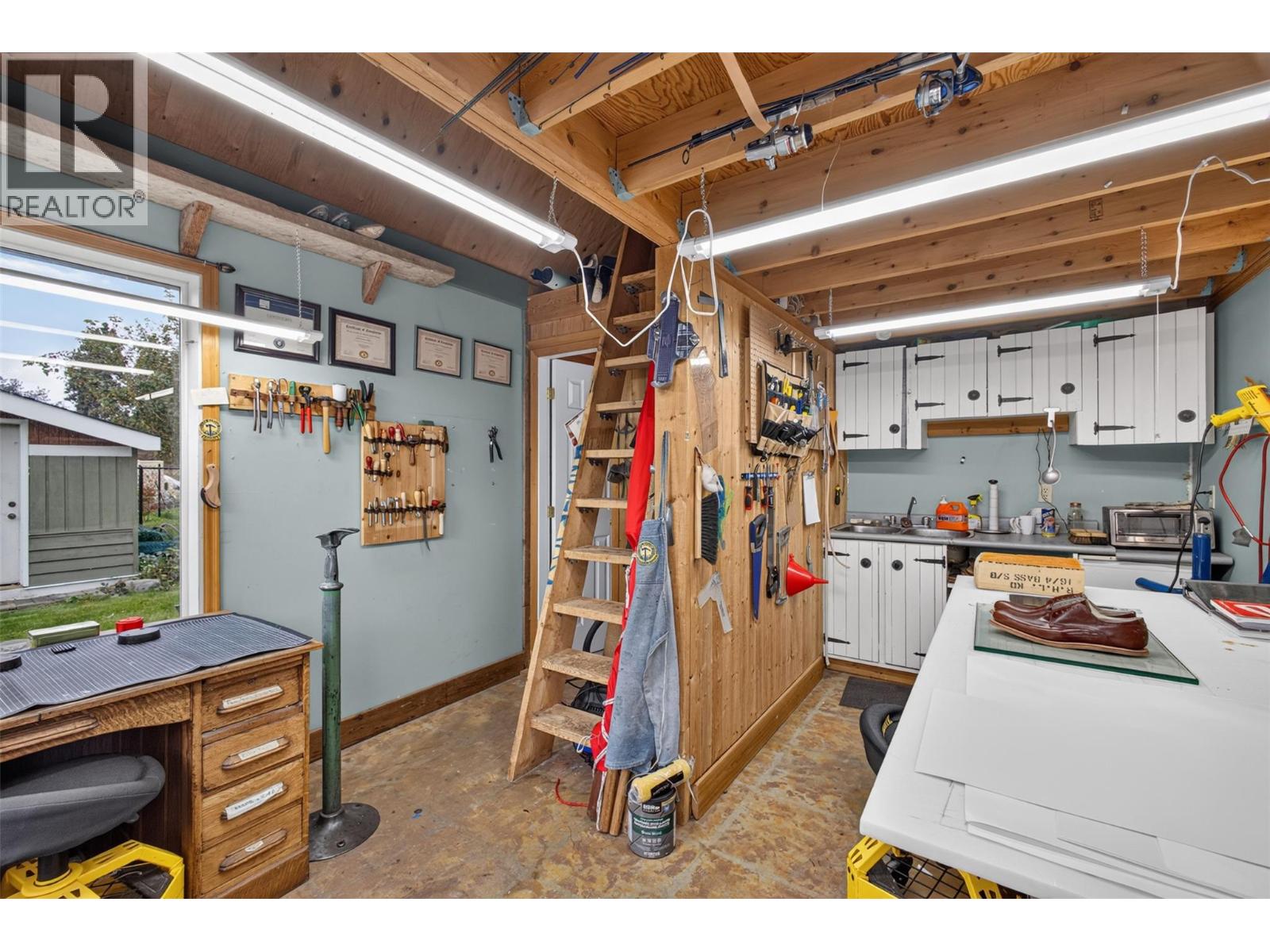 7366 Fintry Delta Road, Kelowna