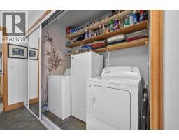 7366 Fintry Delta Road, Kelowna, BC V1Z3V2 Photo 16