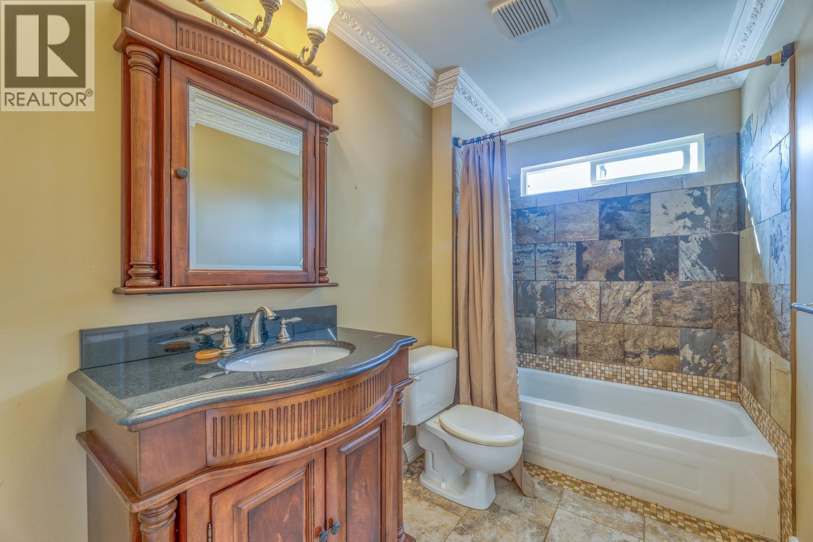 4 Bed, 5 Bath House for Sale in Coquitlam – 1820 CAMELBACK COURT, Coquitlam – MLS# R3169319 - Image 26