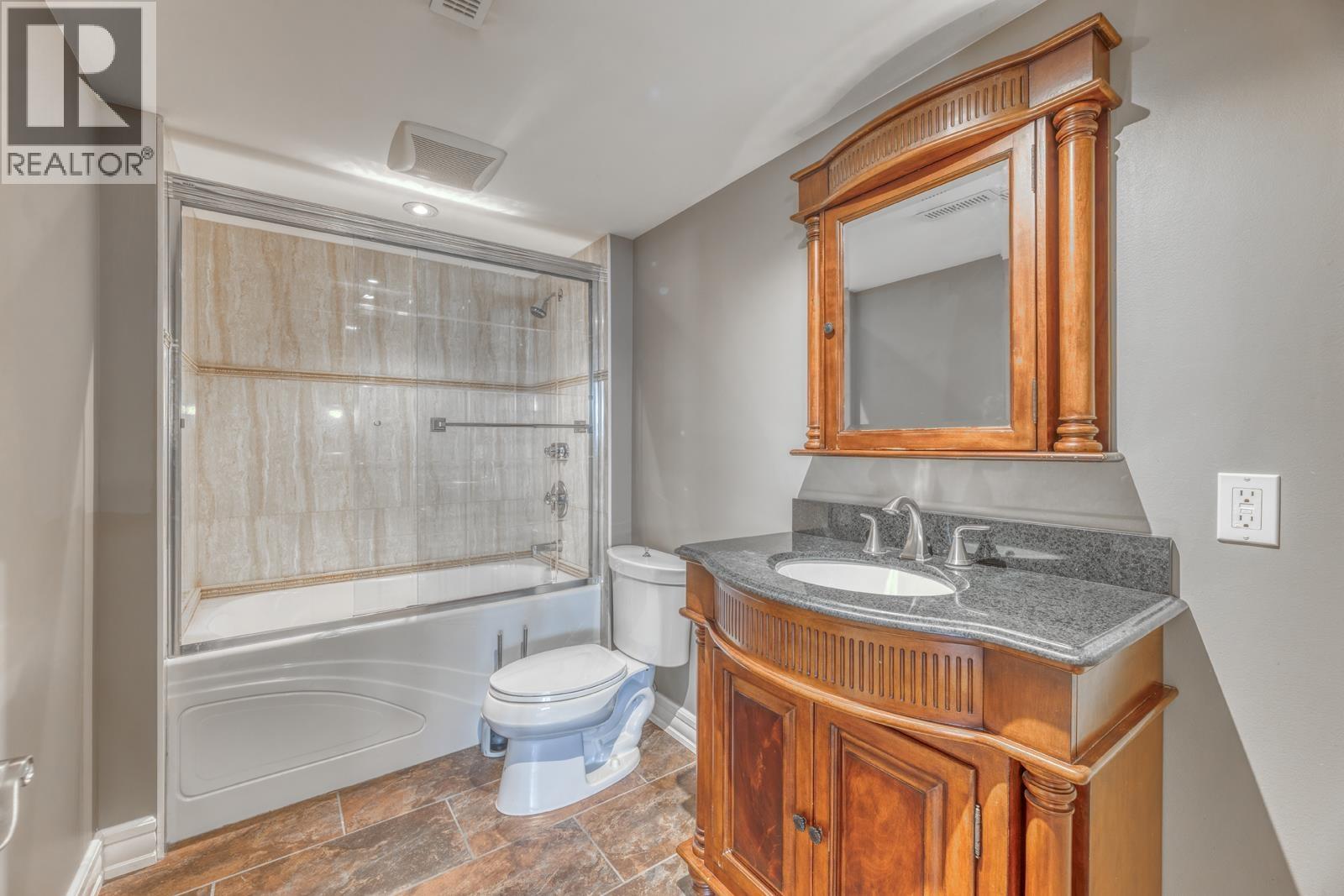 4 Bed, 5 Bath House for Sale in Coquitlam – 1820 CAMELBACK COURT, Coquitlam – MLS# R3169319 - Image 31