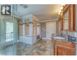 1820 Camelback Court, Coquitlam, BC V3E3K4 Photo 21
