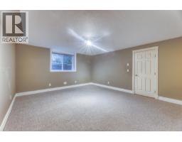 1820 Camelback Court, Coquitlam, BC V3E3K4 Photo 29