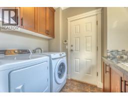 1820 Camelback Court, Coquitlam, BC V3E3K4 Photo 32