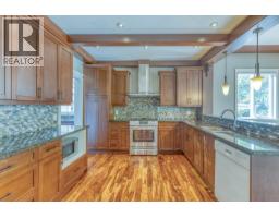 1820 Camelback Court, Coquitlam, BC V3E3K4 Photo 9