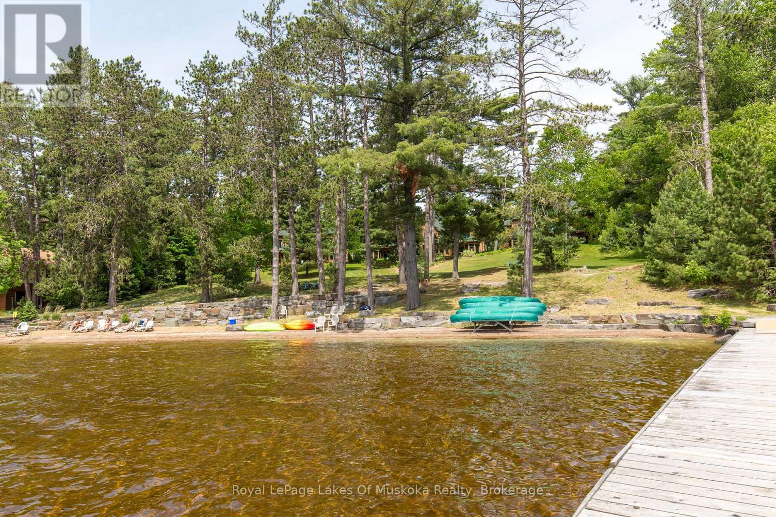 #9 1111 Dwight Beach Road, Lake of Bays (Franklin), Ontario, P0A1H0, Lake of Bays (Franklin), Ontario — photo 2 of 5