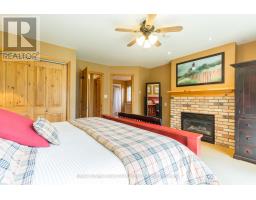 9 - 1111 Dwight Beach Road, Lake Of Bays, ON P0A1H0 Photo 15