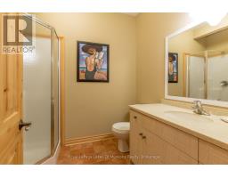 9 - 1111 Dwight Beach Road, Lake Of Bays, ON P0A1H0 Photo 18
