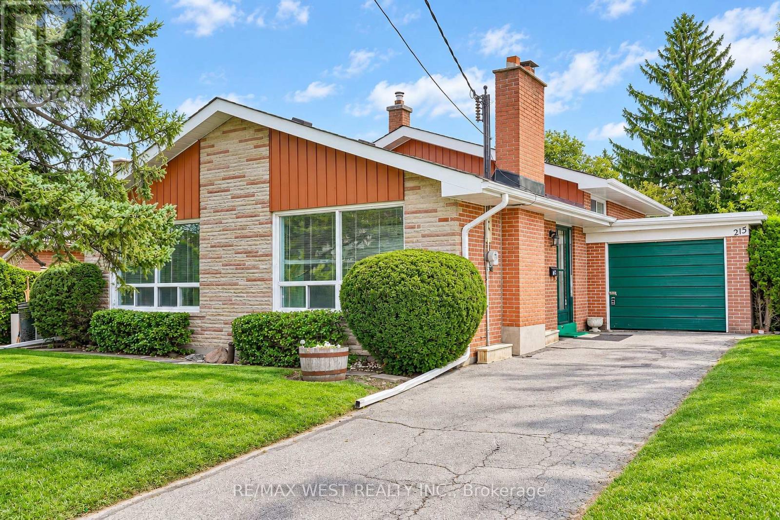 Photo of 215 Acton Avenue