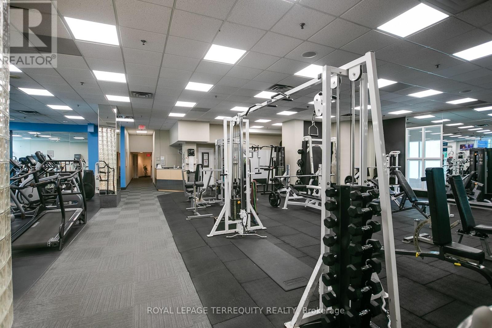 #1104 99 HARBOUR SQUARE - Image 36