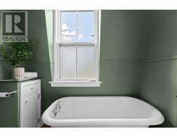 4 John Street, Dartmouth, NS B3A1L4 Photo 36