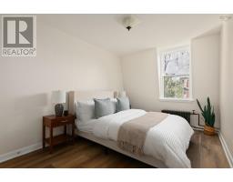 4 John Street, Dartmouth, NS B3A1L4 Photo 28