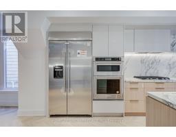 34 Hiawatha Road, Toronto, ON M4L2X8 Photo 12