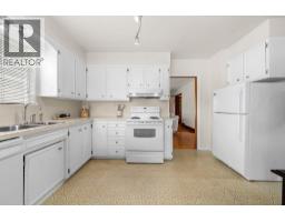 2554 Adanac Street, Vancouver, BC V5K2M5 Photo 18