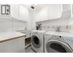 2554 Adanac Street, Vancouver, BC V5K2M5 Photo 34